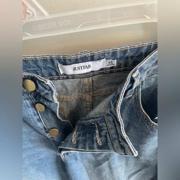 Just fab mom/boyfriend jeans - Picture 2 of 3